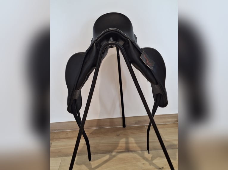 Selle de dressage 16, 5 / dressage saddle 