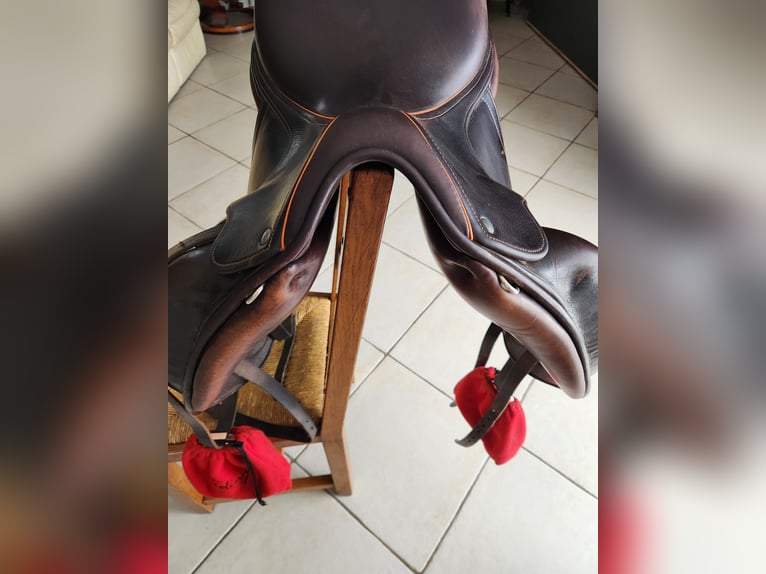 Selle de dressage