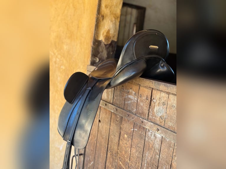 Selle dressage zaldi 17 1/2