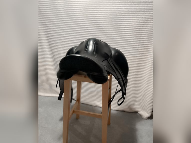 Selleria Equipe - Selle de Dressage "Olympia"