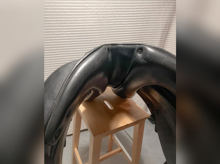 Selleria Equipe - Selle de Dressage "Olympia"