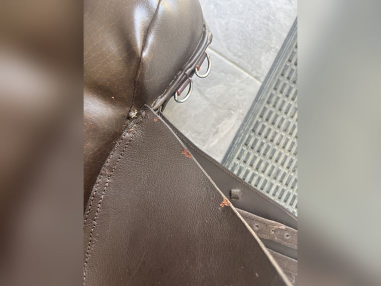Négociable Selle mixte d’occasion marque inconnue