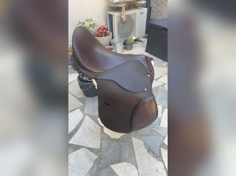 Négociable Selle mixte d’occasion marque inconnue