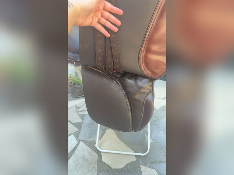 Négociable Selle mixte d’occasion marque inconnue