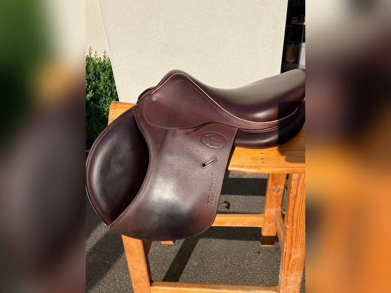 Vente de ma selle mixte comme neuve
