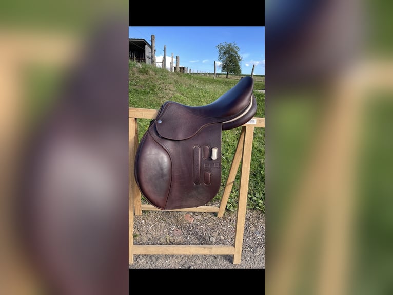 À vendre, selle peu utilisée