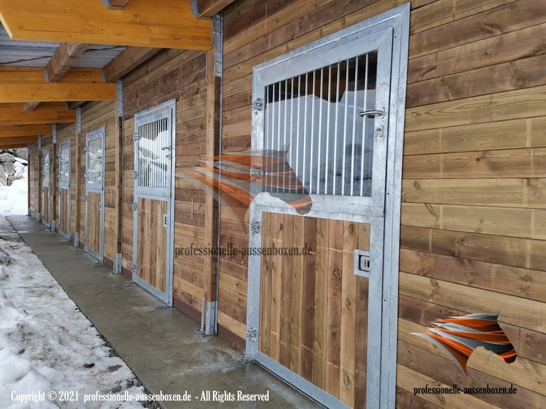 AMERICAN BARN - TOP Stallbau, Pferdestall bauen, Außenboxen und Pferdeboxen, Offenstall, Weidehütte