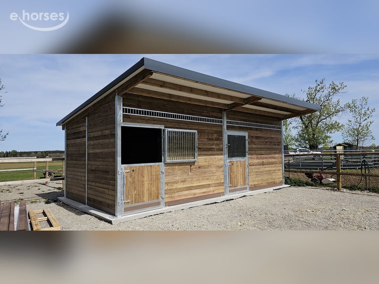 Construction d’écuries et boxes pour chevaux – acheter des écuries extérieures, des boxes et des abr