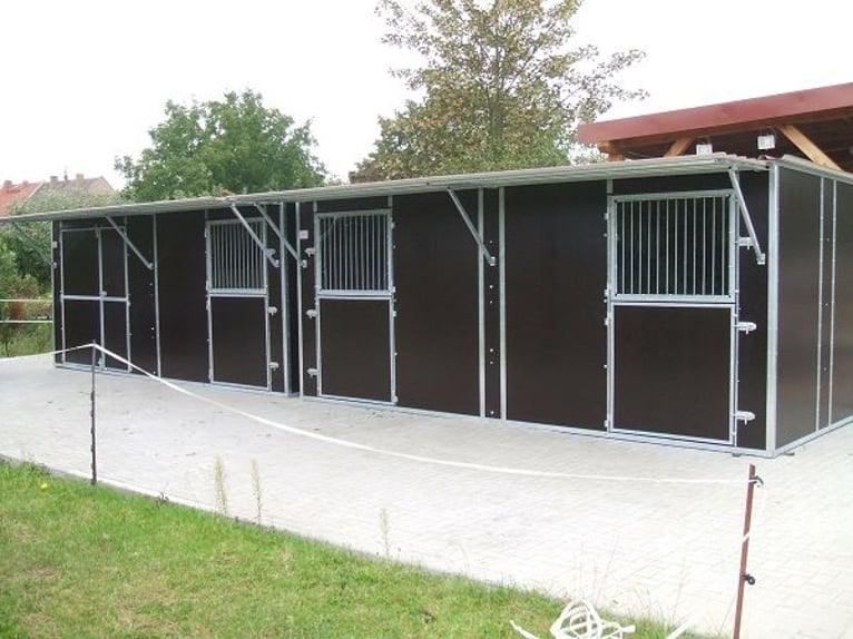 AKTION fahrbare Weidehütte, Außenbox, Pferdebox, mobil, versch. Größen und Ausstattung