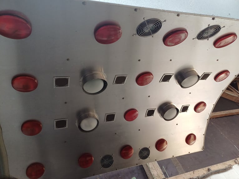 Führmaschiene, Solarium und Vibrationsplatte 