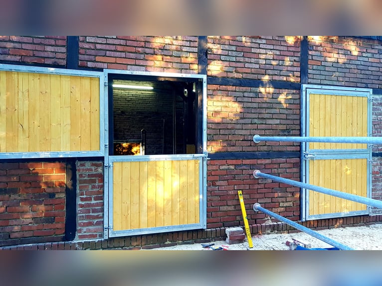 Fabrication de box pour chevaux et accessoires selon vos souhaits !