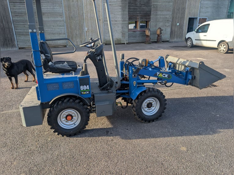 mini chargeur type weidemann