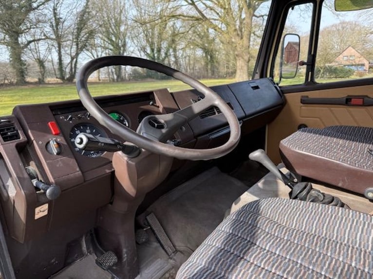 Mercedes 814 Transporter - 6 chevaux - Véhicule de collection, contrôle technique valable jusqu'en 2