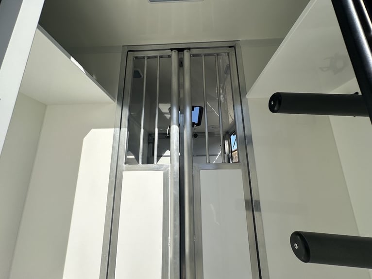 Mercedes-Benz Sprinter 419 CDI RJH Sport 2-Pferdetransporter LKW - neuwertiger Vorführer