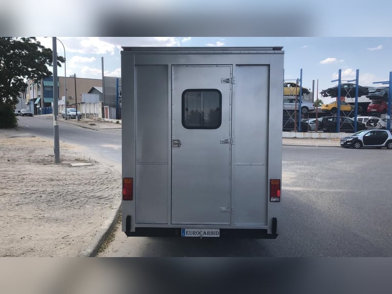 Renault Master 2,8 dci  para 2 caballos 