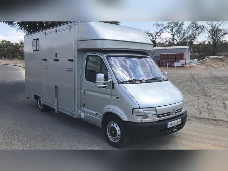 Renault Master 2,8 dci  para 2 caballos 