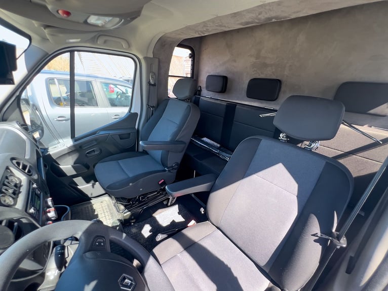 Renault Master - 2 chevaux, catégorie B (3,5 tonnes)