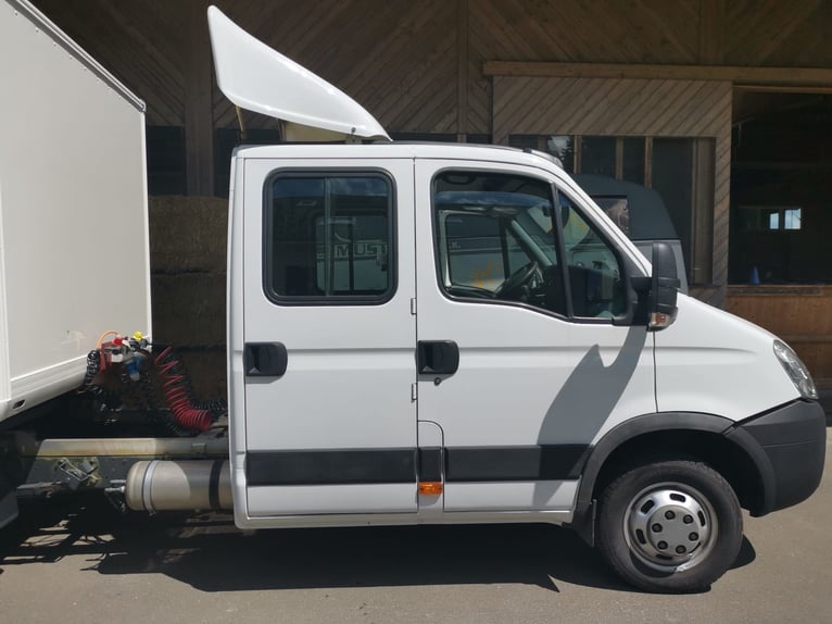 Attelage avec espace de vie pour 3 chevaux
