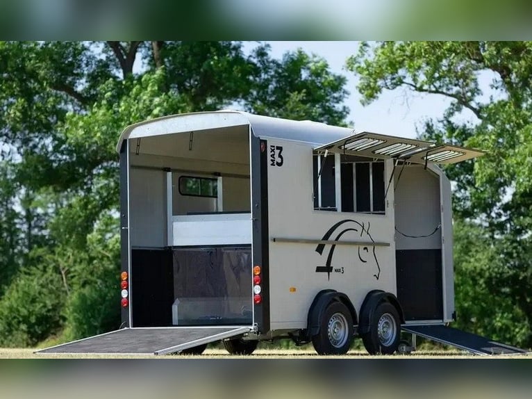 Remorque Cheval Liberté Maxi 3 – avec sellerie et rampe latérale