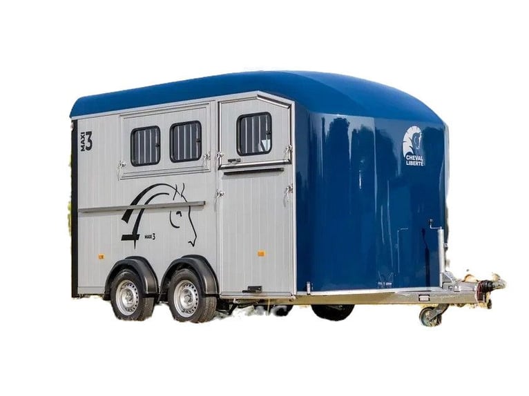Remorque Cheval Liberté Maxi 3 – avec sellerie et rampe latérale