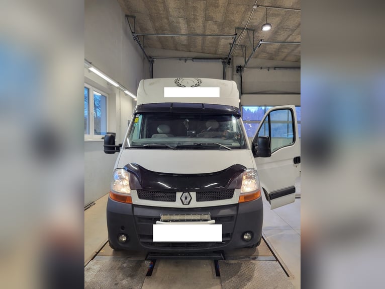 Renault dci120 Pferdetransporter