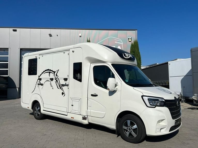 Renault STX disponible immédiatement ! Boîte automatique