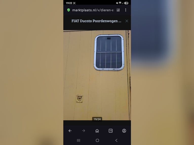 Voiture pour deux chevaux. Aux Pays-Bas, exonérée de taxe de circulation, contrôle technique valable