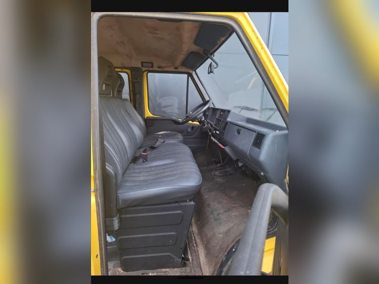 Voiture pour deux chevaux. Aux Pays-Bas, exonérée de taxe de circulation, contrôle technique valable