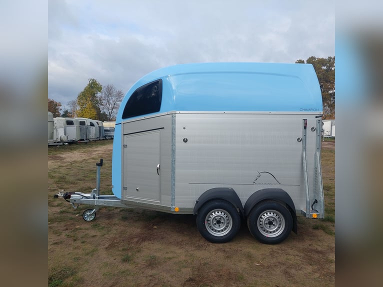 Böckmann Champion R Skylight Pferdeanhänger Aluboden 2,4 t NEU