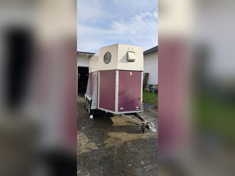 Remorque double Westfalia parfaitement entretenue – entièrement révisée et contrôle technique récent
