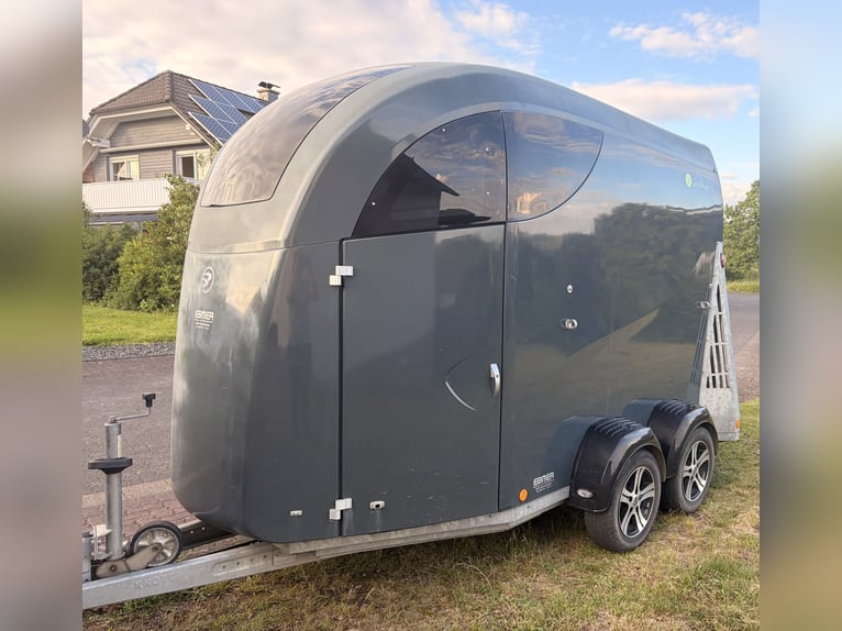 Remorque pour chevaux Bücker Careliner L *grise* *avec caméra* *nouveau contrôle technique (TÜV)*