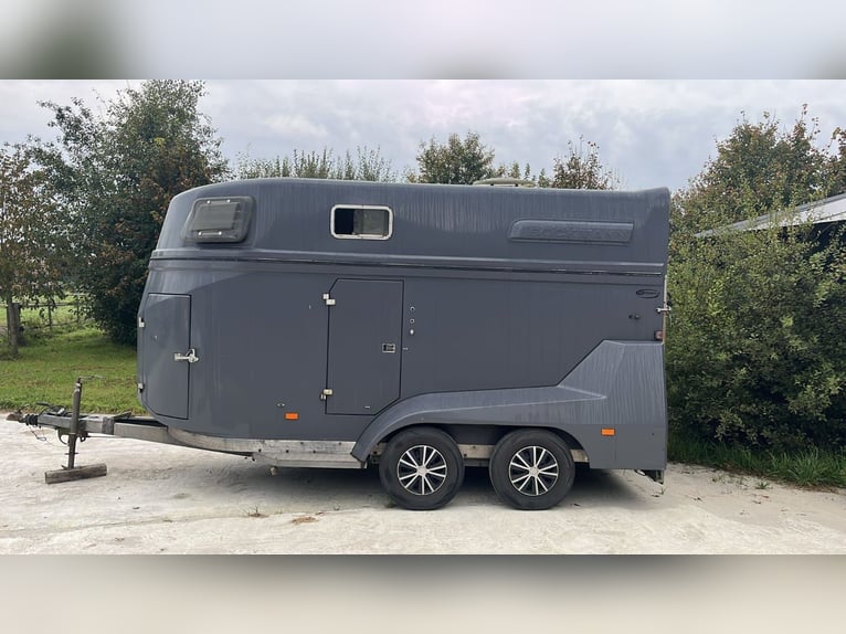 Remorque Böckmann pour 2 chevaux