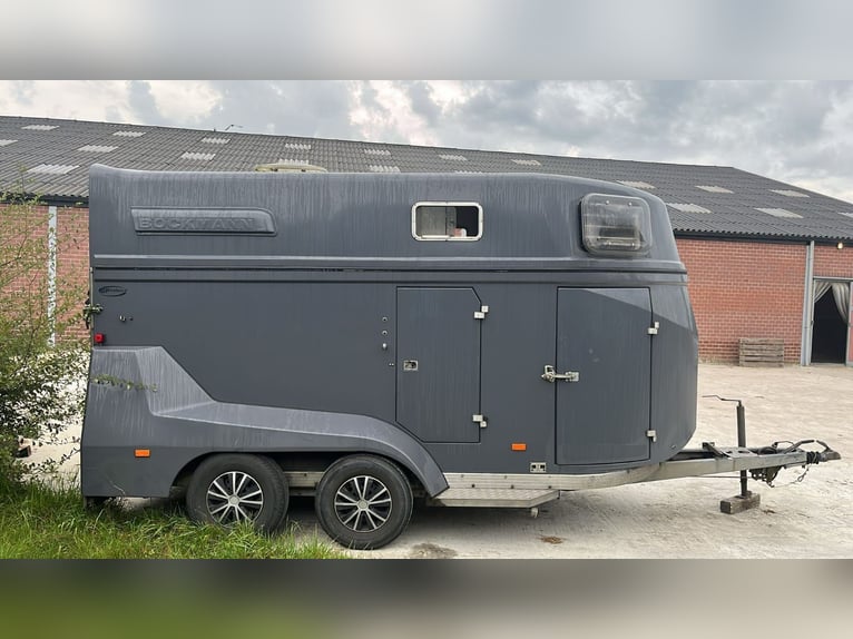 Remorque Böckmann pour 2 chevaux