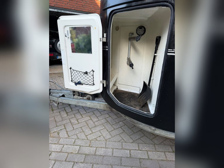 Remorque pour chevaux Böckmann avec plancher en aluminium