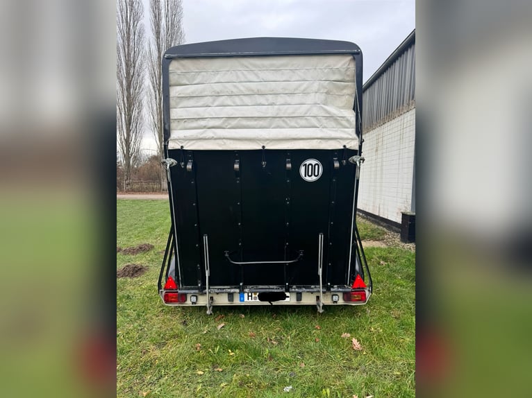 Remorque pour chevaux Marquardt M2 De Luxe à 2 places