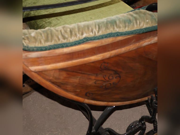 Calèche pour chevaux, carrosse, traîneau, ancien, décoration, historique