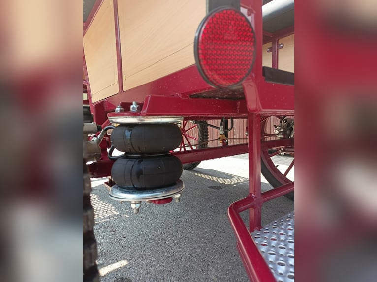 NEW Glinkowski OTL T 138+ Carriage Available