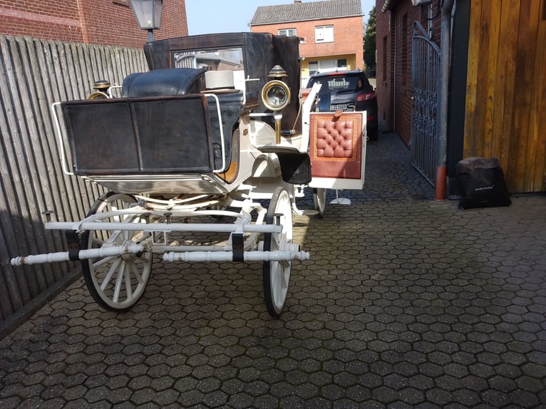 Carrosse de mariage Landauer – Schustala & Co Vienne – Vers 1900 – État magnifique