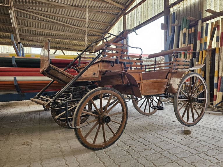 Holzkutsche 