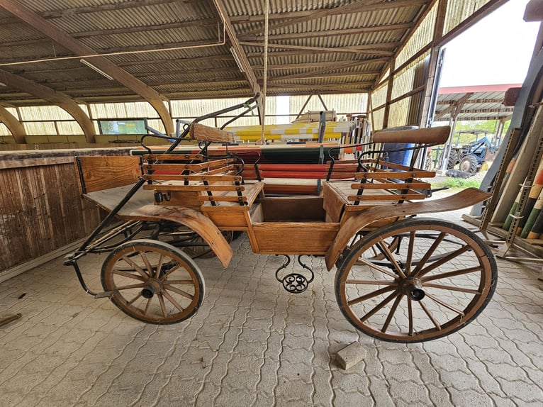Holzkutsche 