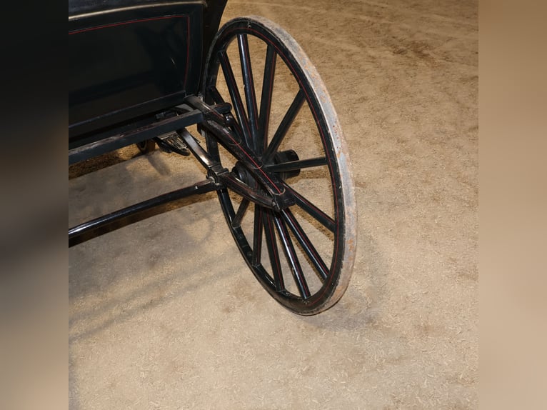 Viktoria Kutsche Mayer Munich, historique, finition en vernis d'origine