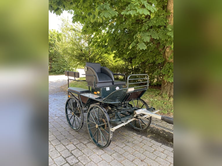 Voiture d'entraînement Kühnle à vendre