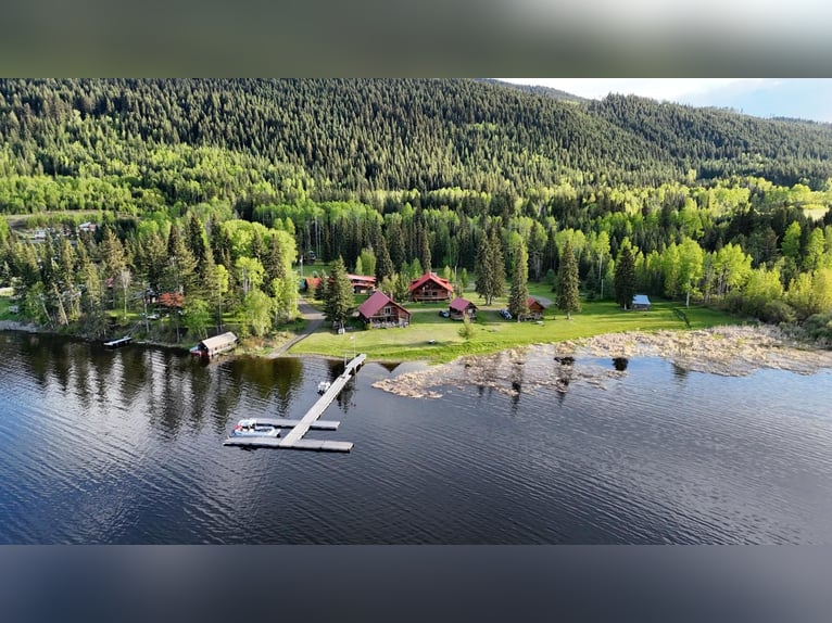 10 hectáreas de oasis de vida y propiedad resort en una ubicación soñada. Canadá - Columbia Británic