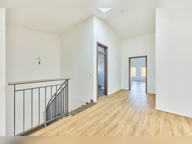 Inmueble comercial en Herrenberg: ¡Clínica ecuestre de nueva construcción con varias oficinas!