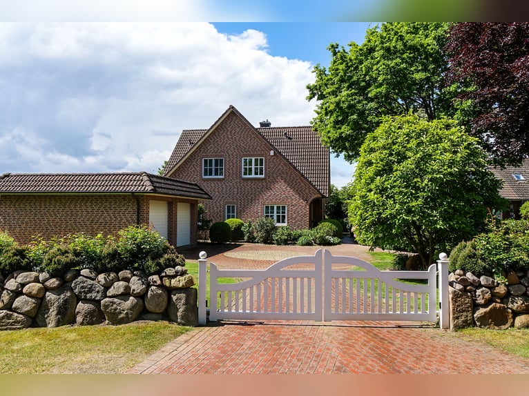 Preissenkung! Landhaus für Pferdeliebhaber mit traumhaftem Blick