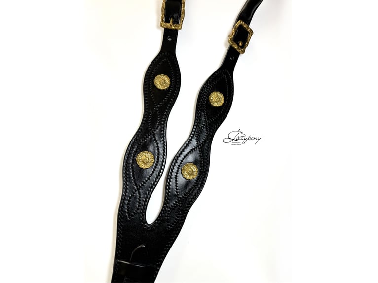 Baroque horse crupper Lazypony, baticola barocca para cabllos