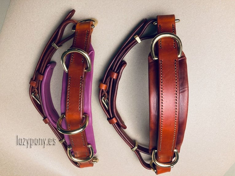 Elegante muserola serreta de cuero Lazypony,  leather noseband with rings Lazypony