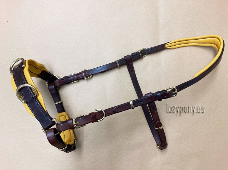 Handmade leather cavesson Lazypony, lunging cavesson, cabezada de cuero, cabezada serreta Lazypony