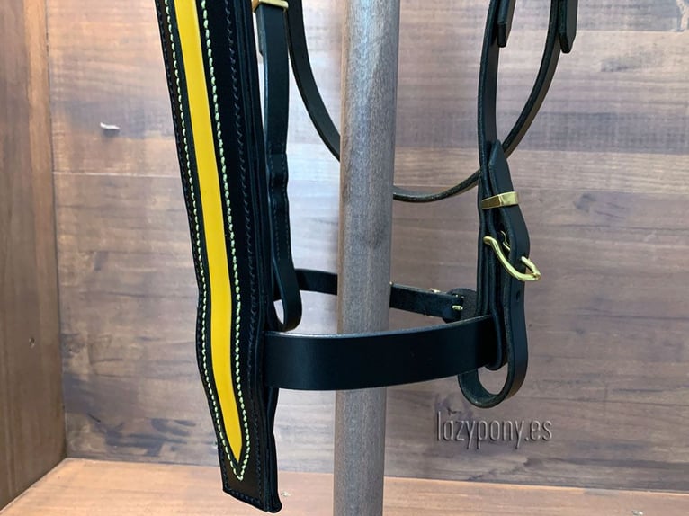 Handcrafted horse bridle Knight Lazypony, cabezada barroca, cabezada de cuero, baroque headstall