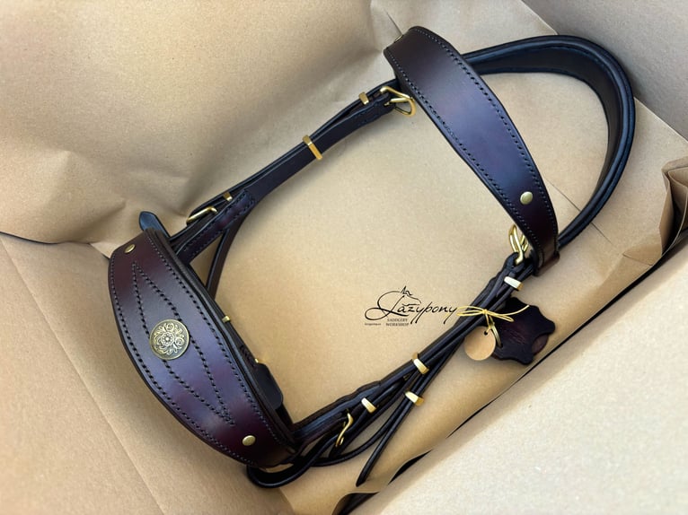 Cabezada Lazypony de estilo barroco, Fancy handcrafted baroque bridle Lazypony